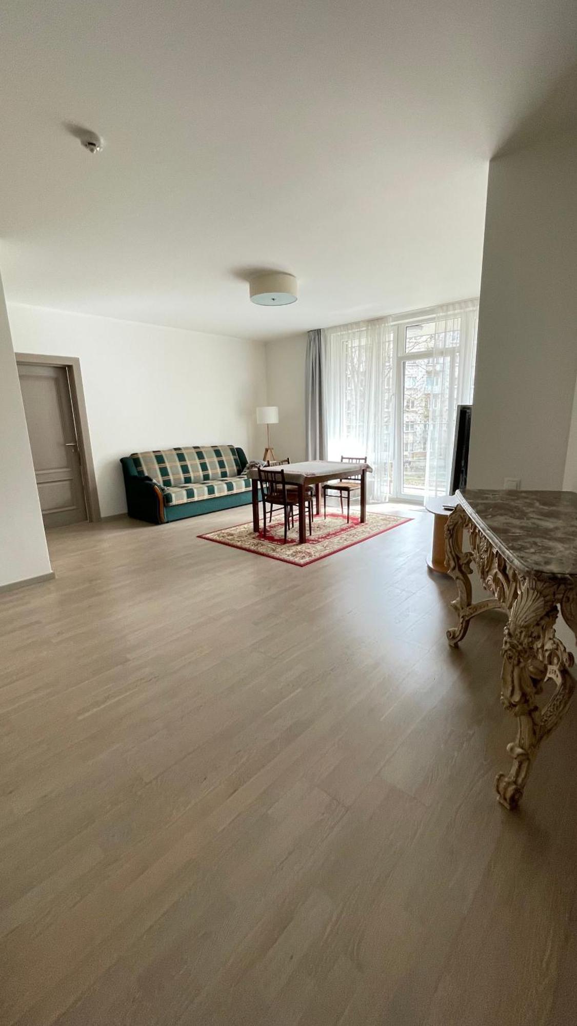 Hugo Apartment & Parking รีกา ภายนอก รูปภาพ